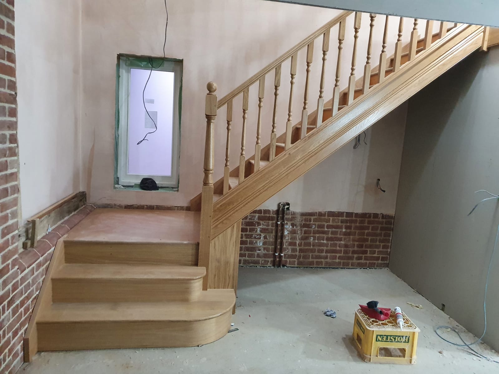 DBSJ - LM Oak Staircase & Panelling
